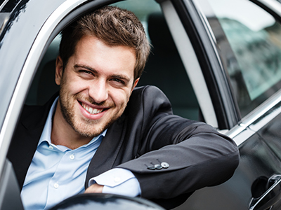 Prizma FM Zrt: A gépjárműparkok kezelése olyan összetett feladat, amely speciális szaktudást igényel.  A Prizma Csoport szolgáltatási csomagjai a karbantartási tevékenységektől a tartós bérleti konstrukcióval kiegészülő komplett flottakezelési megoldásokig terjednek, így jövendő ügyfeleink rugalmasan választhatnak saját gépjármű flottakezelési megoldásaink közül.