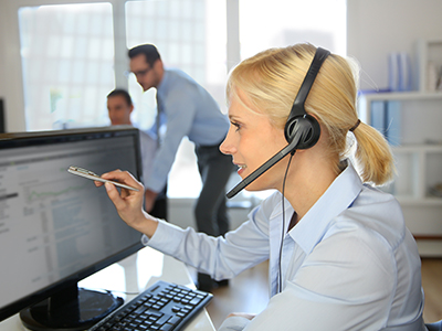 Prizma FM Zrt. Támogató szolgáltatások: Helpdesk, Prizma Help 24 órás ügyfélszolgálat, Prizma24 Call center, Prizma 24CAFM a Prizma Csoporttól. A Prizma Help az ügyfeleink, munkatársaink és alvállalkozó partnereink közötti kapcsolattartást biztosítja a nap 24 órájában. A Prizma24 call center ügyfélszolgálata a nap 24 órájában áll partnereink rendelkezésére. A Prizma24 CAFM nem csupán egy hibabejelentő felület, hanem a Prizma által ellátott munkafolyamatokat és azoknak minden lépését végigkövető adatbázis-kezelő szoftver.