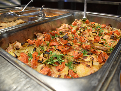 Prizma FM Zrt.: Közétkeztetés, munkahelyi étkeztetés, catering, B&I a Prizma Csoporttól. Önkiszolgáló éttermek, kávézók, room-service, rendezvények lebonyolítása. Közétkeztetésben a Junior Zrt.-Magyarország első gyermek-, diák- és munkahelyi étkeztetéssel foglalkozó vállalata- 2013 óta a Prizma Csoport tagja, mely az egészséges táplálkozást szívügyének tekinti, ezért szakértői csapata dietetikusokból, élelmezésvezetőkből, elkötelezett és képzett szakácsokból áll.